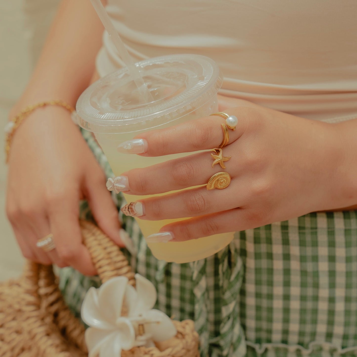 Shell Chic Ring