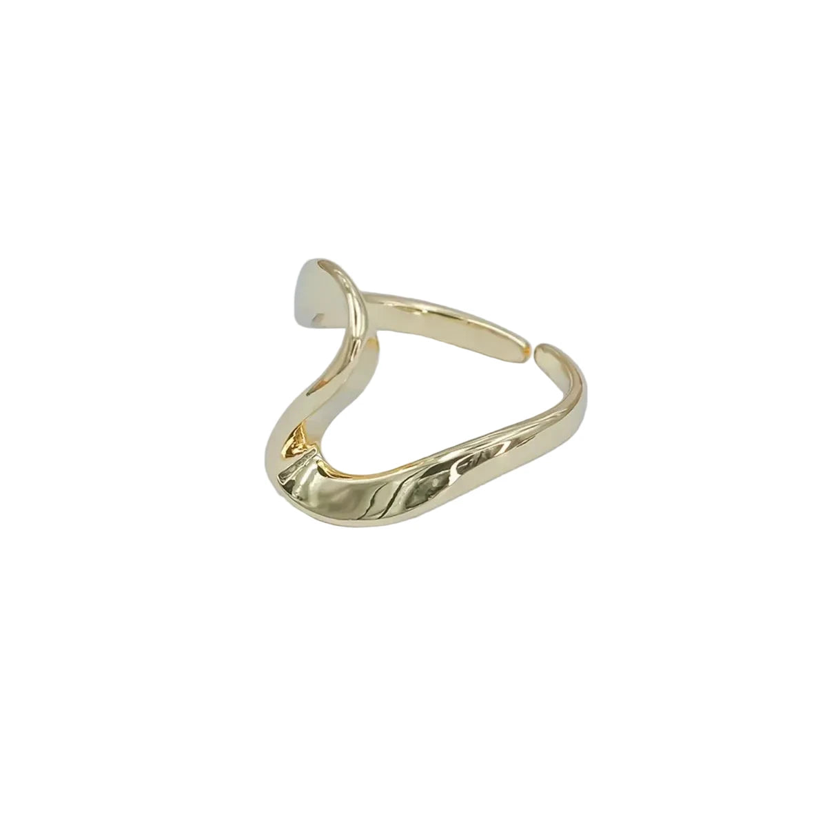 She's Wavy Ring