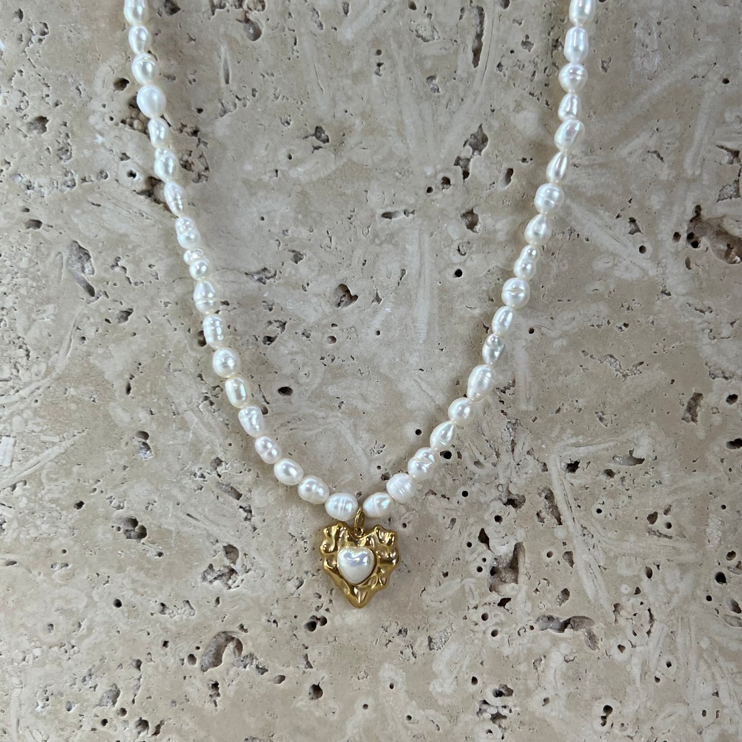 Por amor Pearl necklace + earring set