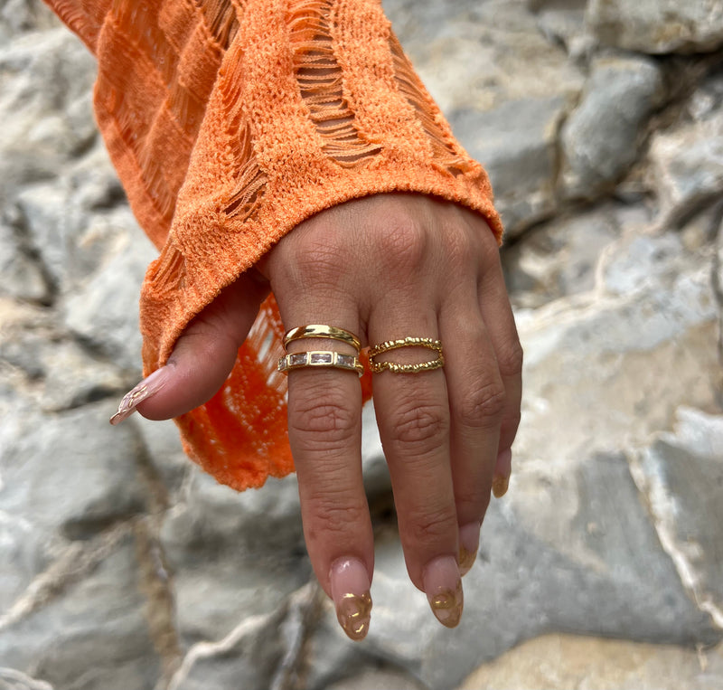 Waves Ring
