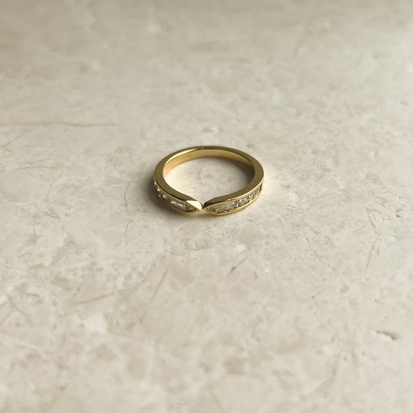 Mariela Ring