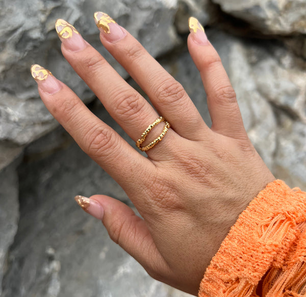 Waves Ring